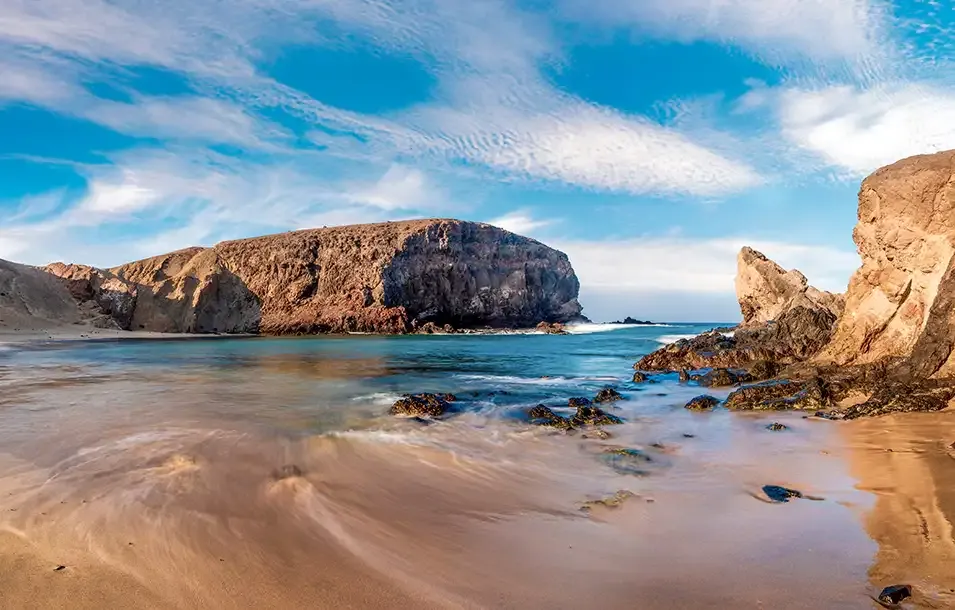 Croaziere Insulele Canare - Lanzarote peisaj vulcanic lunar